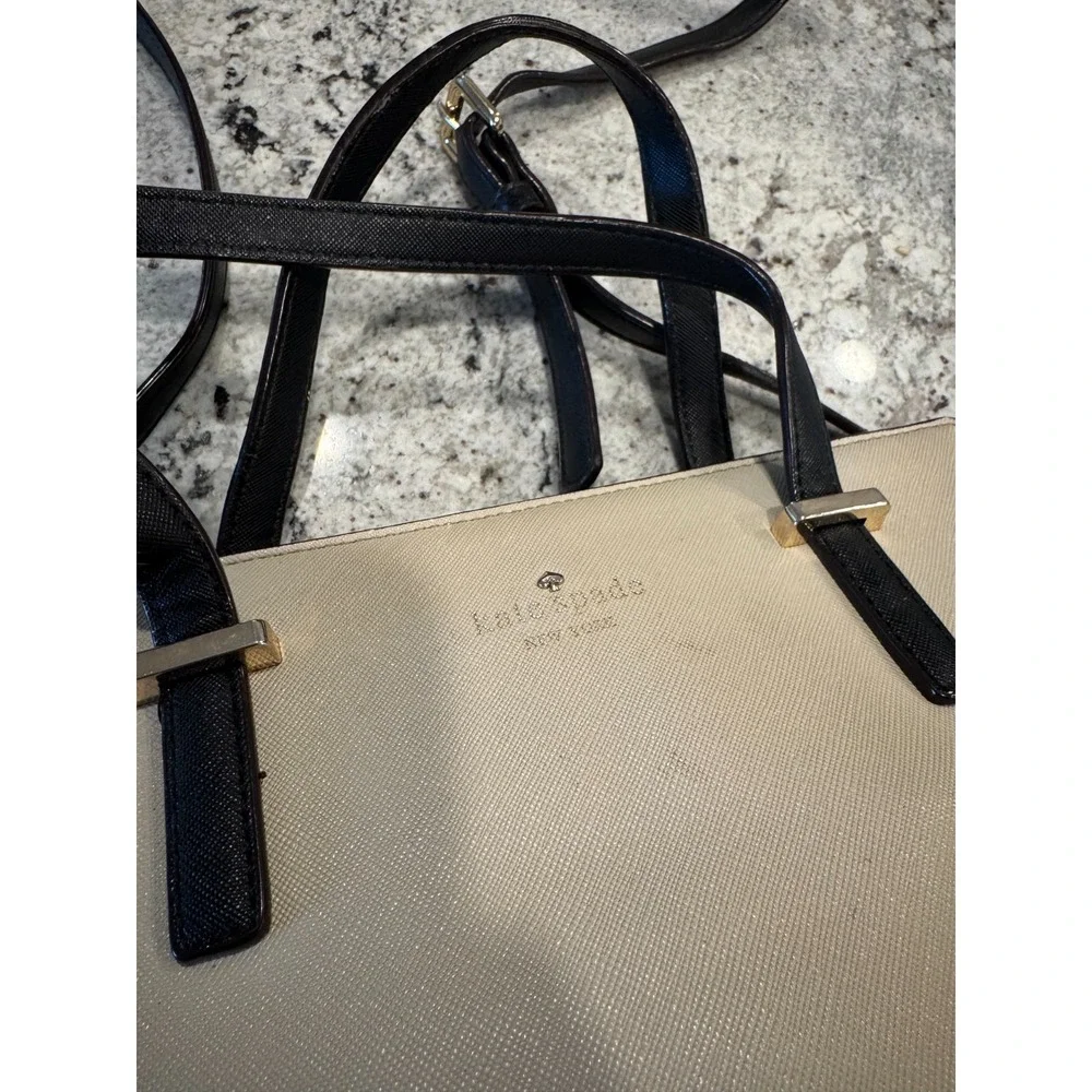 Kate Spade Hayden Women's Handbag Beige Black Adjustable Strap‎ Crossbody Bag